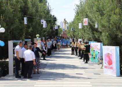 Jondor tumanida “Kitobxonlik festivali” tashkil etildi.